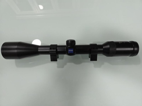 Hola, vendo visor Zeiss Victory 5-15x42 en muy buen estado. Tubo de pulgada, retícula 4 en segundo plano 11
