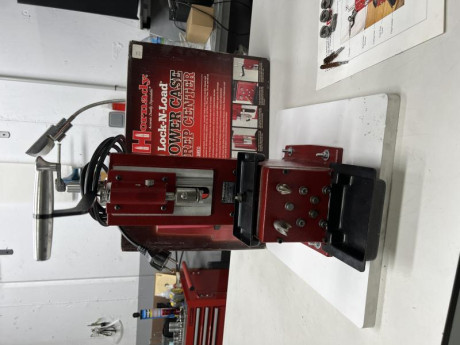 Se vende centro de tratado de vainas Hornady
Con todos sus complementos, instrucciones y caja.
En muy 01