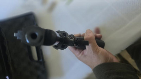 REVOLVER DE AIRE PRE-COMPRIMIDO ESPECIAL DE TIRO TODO ACERO
6 CARTUCHOS CAÑON 95 MM DE CAÑON ESTRIADO
MIRA 00