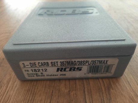 Dies Rcbs del 357mg/38spl. por 35 euros, sin envío

Dies Rcbs del 9mm.Pb por 25 euros, sin envío, no anillo 01