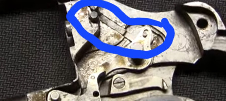 Hola!

Un amigo ha estrenado hoy un revólver y a mitad de caja ha dejado de funcionar, el tambor no giraba 02