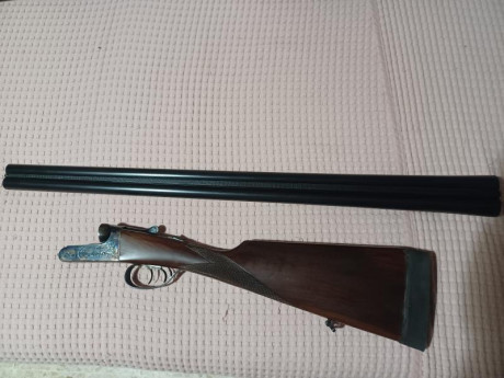 Escopeta Garbi 12/70, media pletina y estractora,  *** y *, 71 cm de cañón en muy buenas condiciones. 02