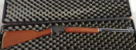 Se vende carabina Marlin de palanca modelo golden 39 AS 
Cañón corto.
Desmontable.
Guiable tanto en E 12