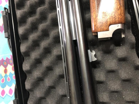 Browning b525 sporting cañon de 76 cm chokes gatillo regulable maletin a tirado un cajon de cartuchos 02