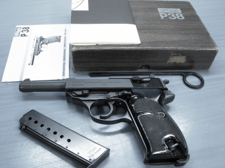 Buenos dias, desearía saber si una WALTER P38 fabricada en ULM parece que en noviembre del 59 y nº de 70