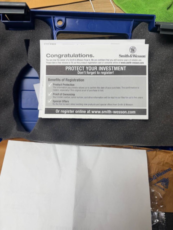 Se vendé S&W MODELO 41 cal 22.
Solo se ha disparado 2 cajas de CCI
PRECIO : 1.900€
PORTES PAGADOS 10