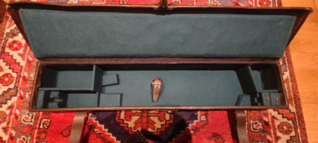 Año de fabricación alrededor de 1920.

Bastidor en cartón duro y madera. Muy sólido y en perfecto estado 00