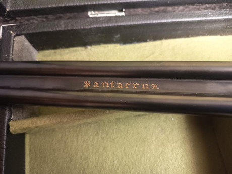 Modelo SANTACRUZ. Calibre 375 HH. Año de fabricación 1988 (H2). Expulsor
•	Cañones de 61 cm.
•	Filetes 00