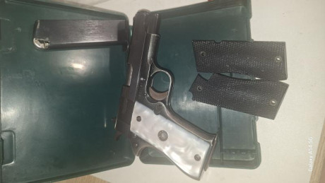 Estimados. 
Pongo a la venta una STAR BKM (armazón de duraluminio).
El arma esta en perfectas condiciones. 00