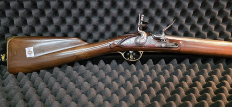 Hola,

En venta, Brown Bess poco usado cal .75.
Si le disparo 10 veces es mucho, no es lo mío.

El rifle 00