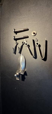 Hola,

En venta, Brown Bess poco usado cal .75.
Si le disparo 10 veces es mucho, no es lo mío.

El rifle 11