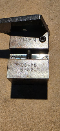 Hola,

En venta, Brown Bess poco usado cal .75.
Si le disparo 10 veces es mucho, no es lo mío.

El rifle 21