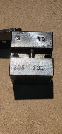 Hola,

En venta, Brown Bess poco usado cal .75.
Si le disparo 10 veces es mucho, no es lo mío.

El rifle 32