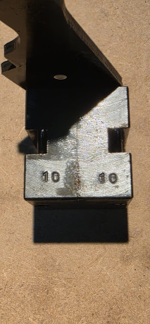 Hola,

En venta, Brown Bess poco usado cal .75.
Si le disparo 10 veces es mucho, no es lo mío.

El rifle 31