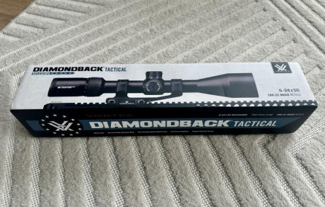 Se vende Vortex DiamondBack Tactical FFP 6-24x50, con retícula táctica en primer plano focal y tubo de 02