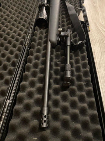 Vendo una carabina CZ455, el arma se encuentra en Burgos y se puede enviar.

Se entrega con:
- visor
- 02