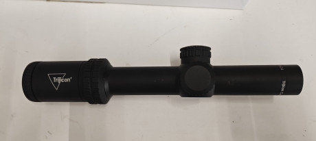 Excelente visor LPVO. Cristal excelente, tanto para tiro deportivo como para caza. Reticula iluminada 01