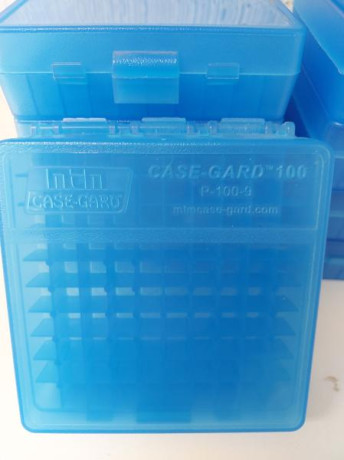  Vendidas 
Por cese de la actividad deportiva, sigo vaciando el armero....
Vendo lote 10 cajas munición 01