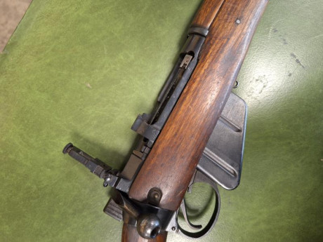 *SE VENDE:* 

Lee Enfield No. 5 MK I "Jungle Carbine."
Calibre 303 Brithish.

Precio: 750€
Contacto: 02