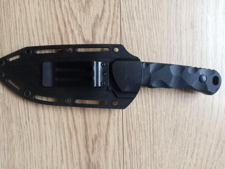 Vendo Schrade Regime 1182619
Longitud de la hoja 10,5 cm
Peso 170 g
Material del mango G10
Tipo de acero 11