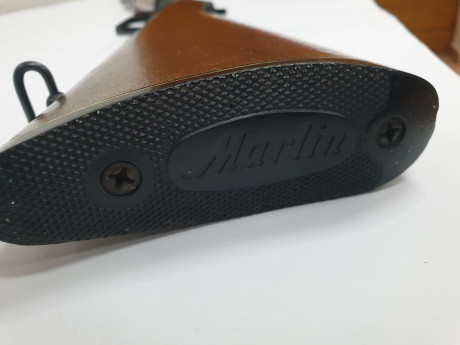 Se vende carabina Marlin de palanca modelo golden 39 AS 
Cañón corto.
Desmontable.
Guiable tanto en E 22