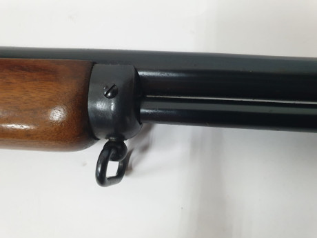 Se vende carabina Marlin de palanca modelo golden 39 AS 
Cañón corto.
Desmontable.
Guiable tanto en E 20