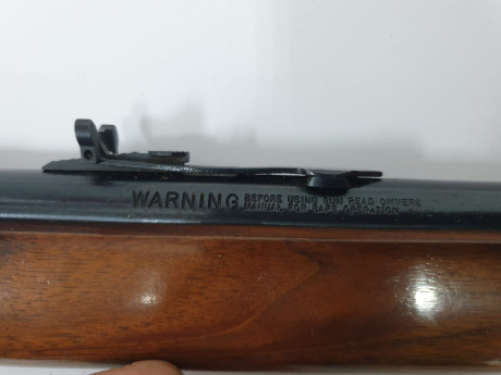 Se vende carabina Marlin de palanca modelo golden 39 AS 
Cañón corto.
Desmontable.
Guiable tanto en E 32