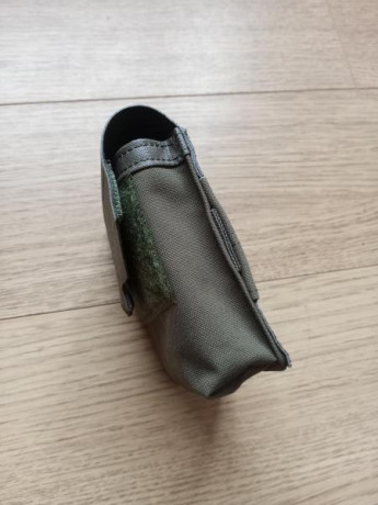 Vendo pouch molle portacargador para un cargador tipo AICS de 5 cartuchos.

 :saluting-soldier: 
15€ envio 00