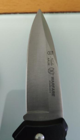 Saco a la venta este lote de navajas, todas en perfecto estado.

Nieto Warfare 
Ontario RAT I
Ganzo Firebird 21