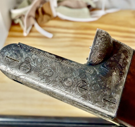 Media pletina, gatillos articulados, cañones de 63,5cms, expulsora, no tiene holguras, buen estado en 80