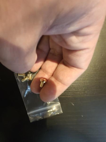 sin usar incluyo tornillos  100 e mas envios 10