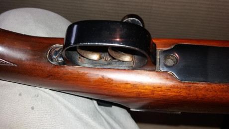 Buenos días a todos.

Se vende rifle de caza Voere 2150.

Cal. 30-06
Sistema de acción M98
Doble gatillo
Bases 10