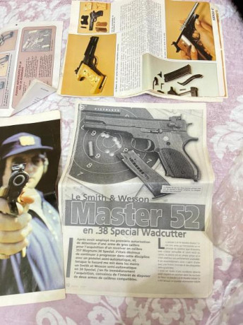   Se vende pistola Smith and Wesson 52-2, calibre 38 wadcutter  

- Cachas anatómicas (también se darían 111