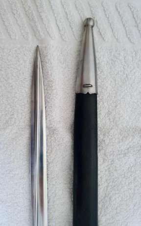 Vendo una rara y escasa bayoneta para Mauser Peruano, una G 98 en excelente estado. El acero sin ningún 01