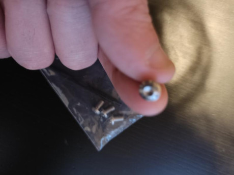 sin usar incluyo tornillos  100 e mas envios 20