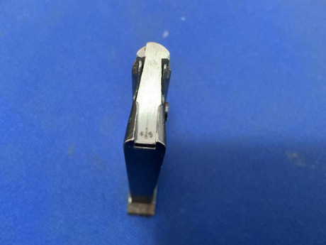 Se vende cargador Astra TS22 con talón de madera.
35€ 
Envío 6€
Pago por Bizum. 02