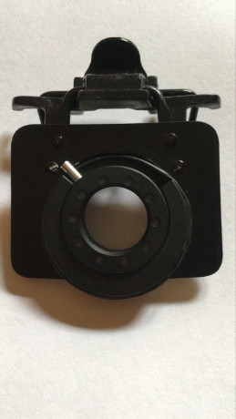 Se ha hablado ya algo de esto pero, como hacéis para tirar cuando no ves bien el alza y el punto de mira? 111