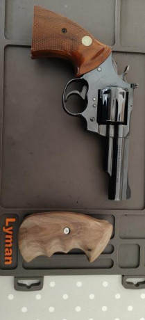 Lo dicho vendo mi revolver Colt Trooper MKIII calibre 357 en perfecto estado como se podrán ver en las 41