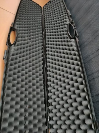 Vendo mi MK3. Calibre 9'3x62. Semiautomático. Composite verde y negro . Carrillera de culata regulable.Carril 11