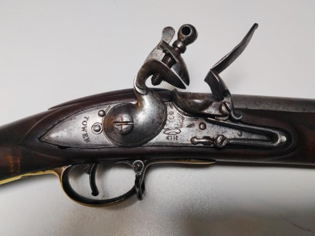 Se vende Brown Bess original. 
Guiado en AE
Con baquetas de carga y limpieza
1700 euros. (por lo mismo 01