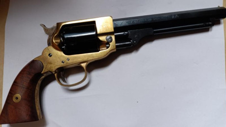 Vendo revólver Pietta modelo Spiller & Burr. NUEVO, nunca usado.
Precio 220 euros más gastos de envío. 00