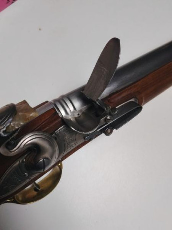 Vendo réplica Brown Bess Carabine 
Pedersoli 
Sólo estrenado, como nuevo 
1200 euros
WhatsApp 617734756 22