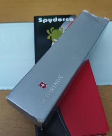 Vendo está pieza de mi colección, como nueva. 

Precio 40€  35  02