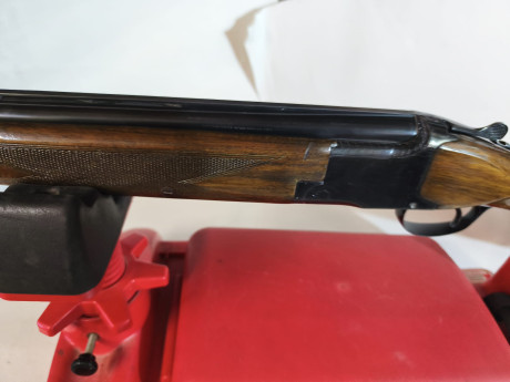 Escopeta  FN echa en la casa belga 
Cañón de 71cm dos y una estrellas fijas culata con tendencia a la 00