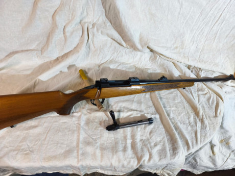 Rifle sabatti calibre 7mrm Remington Magnum 
Monturas apell desmontables anillas de 30 mm
Precio 550€ 02