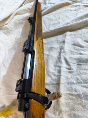 Rifle sabatti calibre 7mrm Remington Magnum 
Monturas apell desmontables anillas de 30 mm
Precio 550€ 12