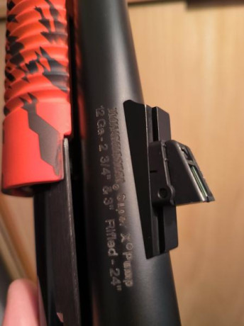 Comprada nueva en Marzo de 2025

Modelo SXP Tracker Blaze Rifled Barrell, cañón rayado de 61cm (24")

Muy 21