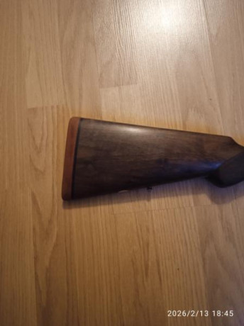 Por restructuración de mi armero vendo esta joya.
Sarasqueta 216, con pletinas Scott, ajuste perfecto, 00