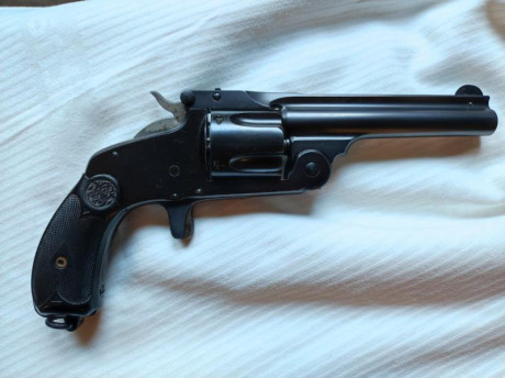 EN VENTA REVÓLVER SMITH & WESSON MODELO DE 1891 MEXICAN.
CALIBRE .38 SMITH WESSON.
CAÑÓN DE 5".
ACABADO 01