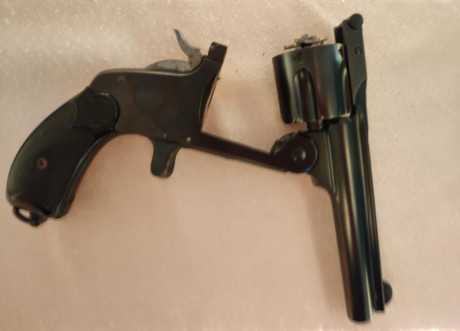 EN VENTA REVÓLVER SMITH & WESSON MODELO DE 1891 MEXICAN.
CALIBRE .38 SMITH WESSON.
CAÑÓN DE 5".
ACABADO 21